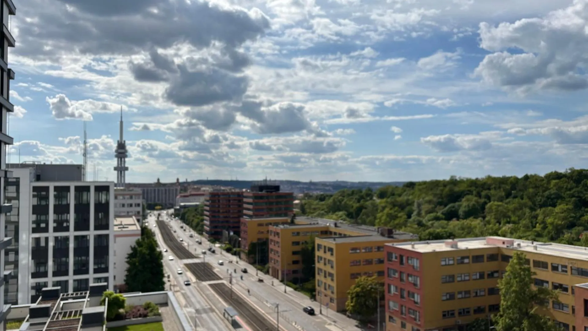 Family Apartment With The View Of The Old Town Prague City With Free Parking